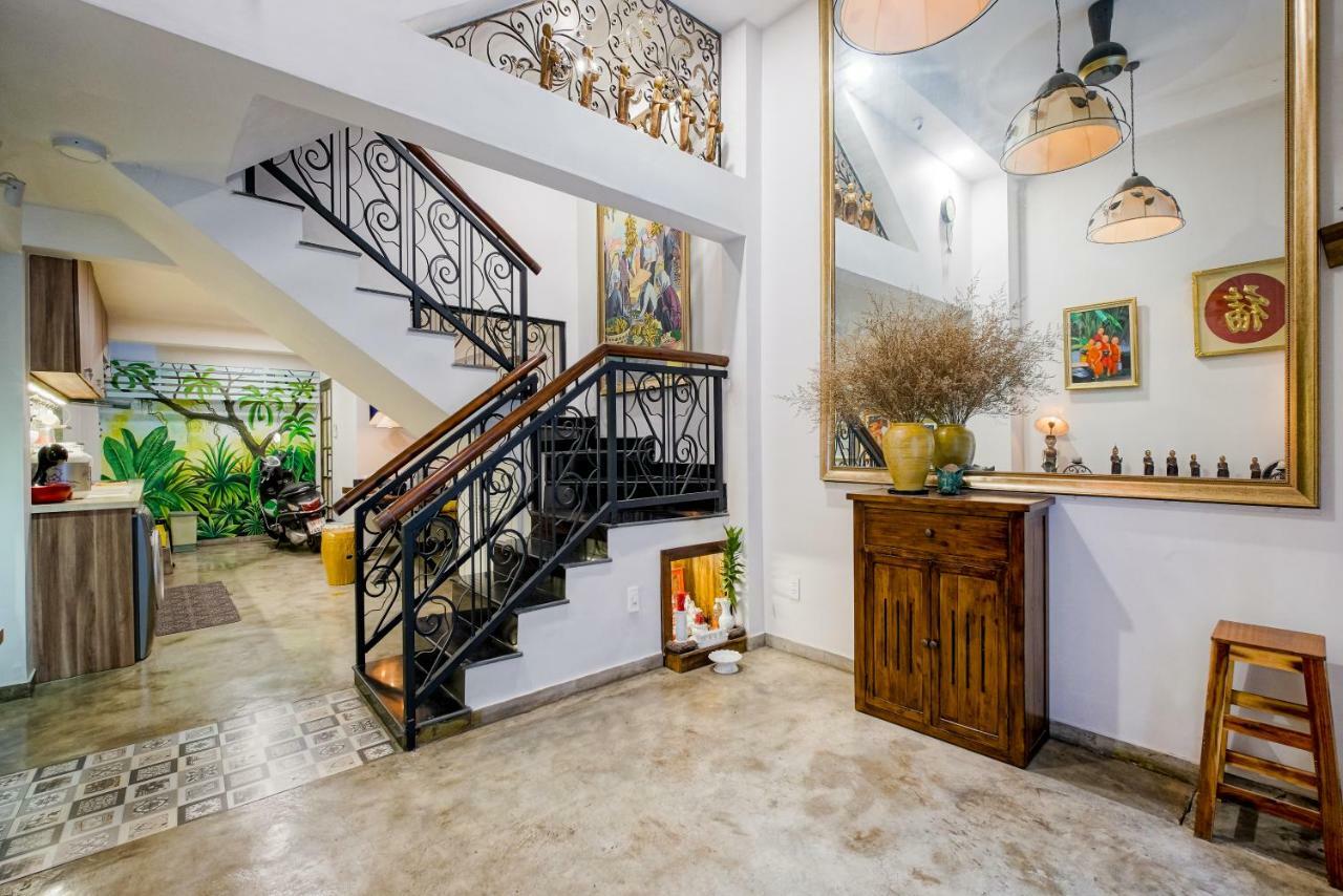 Mira Moon - Calmette Bed & Breakfast โฮจิมินห์ซิตี้ ภายนอก รูปภาพ