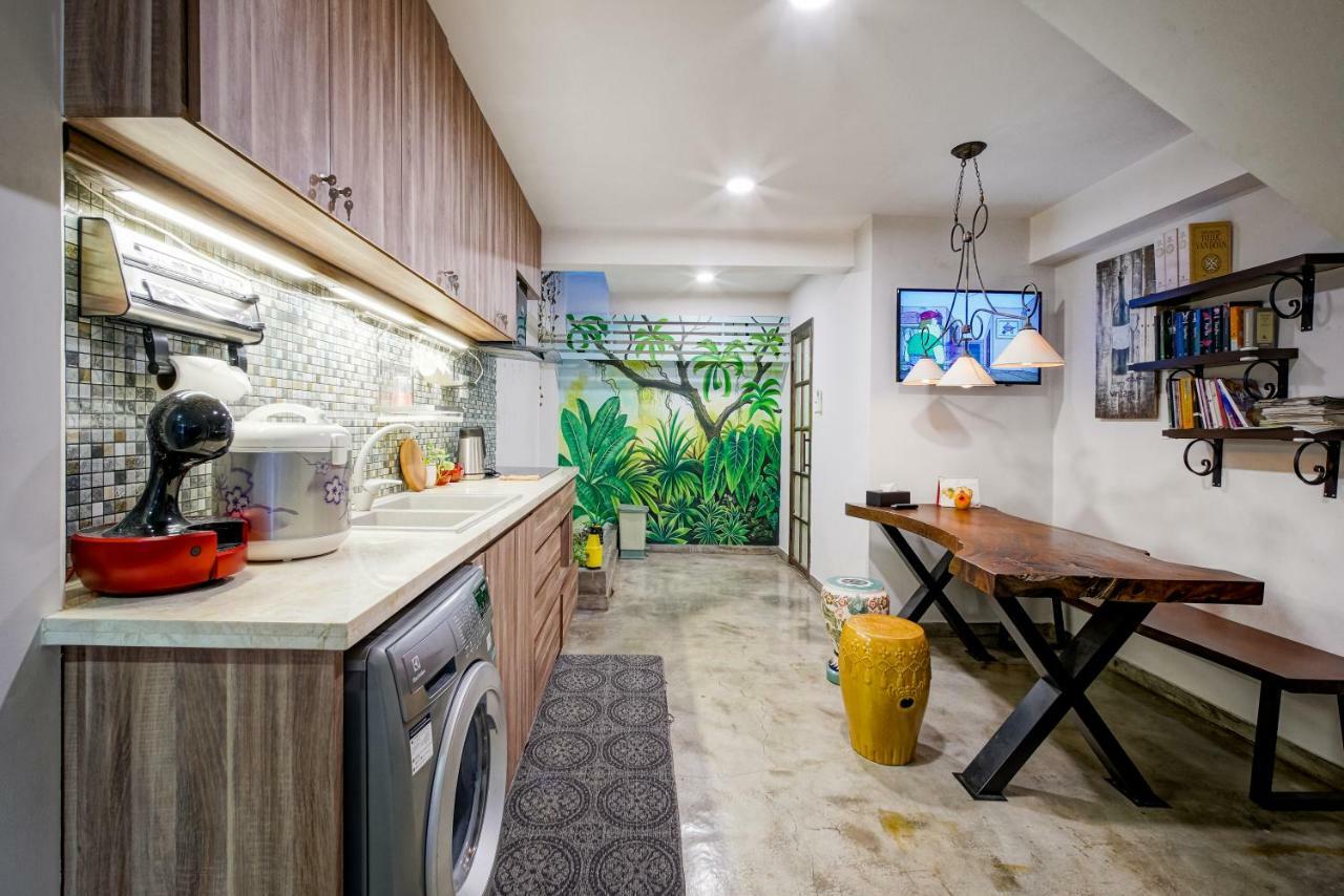Mira Moon - Calmette Bed & Breakfast โฮจิมินห์ซิตี้ ภายนอก รูปภาพ