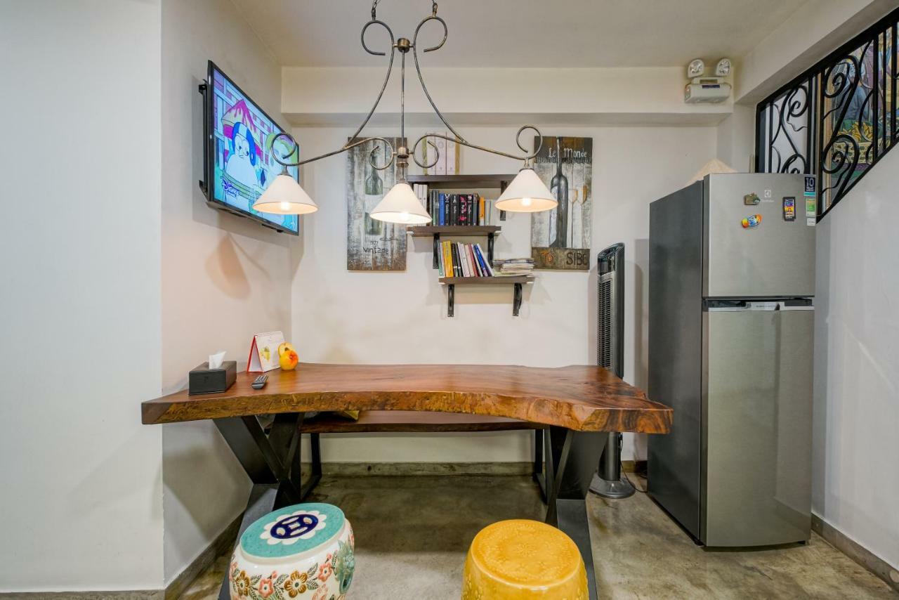 Mira Moon - Calmette Bed & Breakfast โฮจิมินห์ซิตี้ ภายนอก รูปภาพ